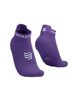 Sosete Alergare Compressport Pro Racing Socks v4.0 Run Low Barbati Violet Albi | 342950-OJI