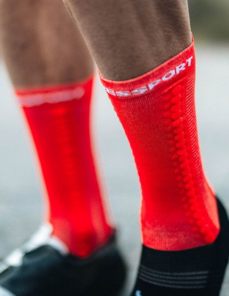 Cycling Socks Compressport Pro Racing Socks v4.0 Bike Barbati Rosii Negrii | 457836-HXT