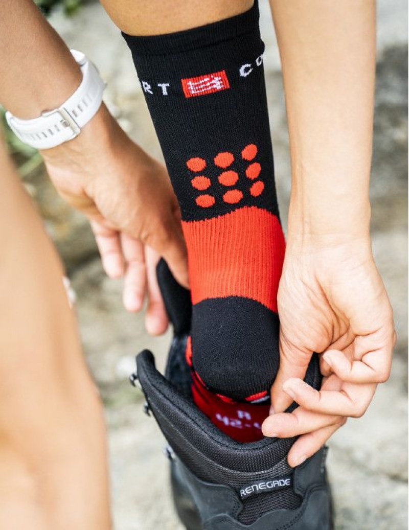 Hiking Socks Compressport Drumetie Socks Barbati Negrii Rosii Albi | 835047-COH