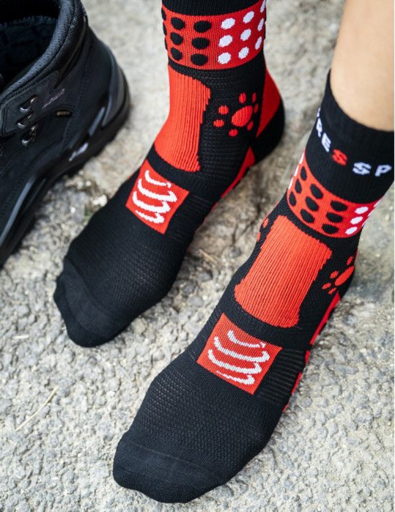 Hiking Socks Compressport Drumetii Montane Socks Barbati Negrii Rosii Albi | 405679-INS