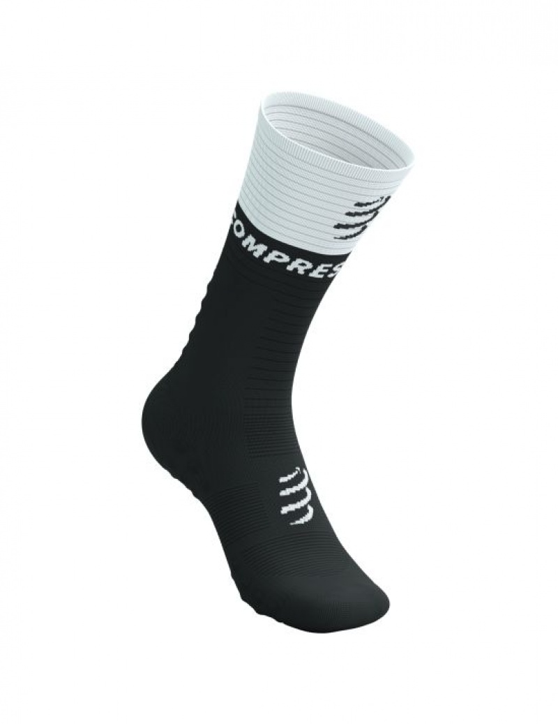 Sosete Alergare Compressport Mid-High Compression Socks V2.0 Barbati Negrii Albi | 738215-IMO