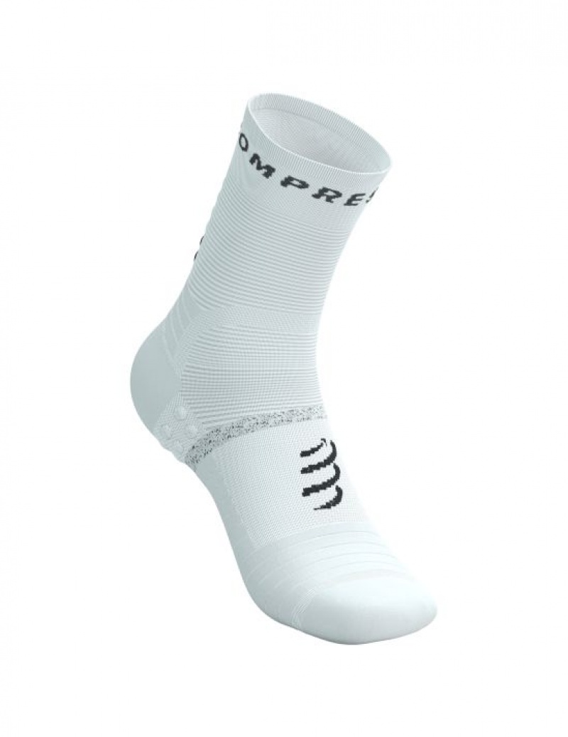 Sosete Alergare Compressport Pro Marathon Socks V2.0 Barbati Albi Negrii | 201358-DHY