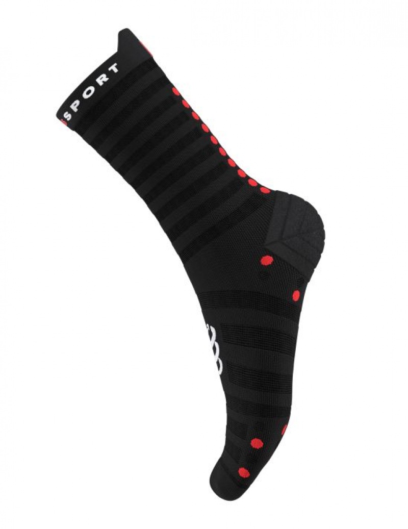 Sosete Alergare Compressport Pro Racing Socks v4.0 Ultralight Run High Barbati Negrii Rosii | 795308-OKX