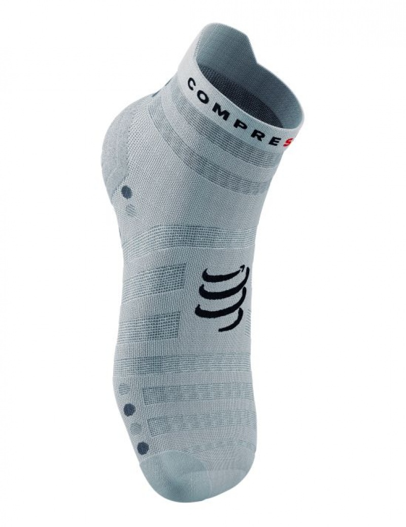 Sosete Alergare Compressport Pro Racing Socks v4.0 Ultralight Run Low Barbati Albi | 764190-KAG