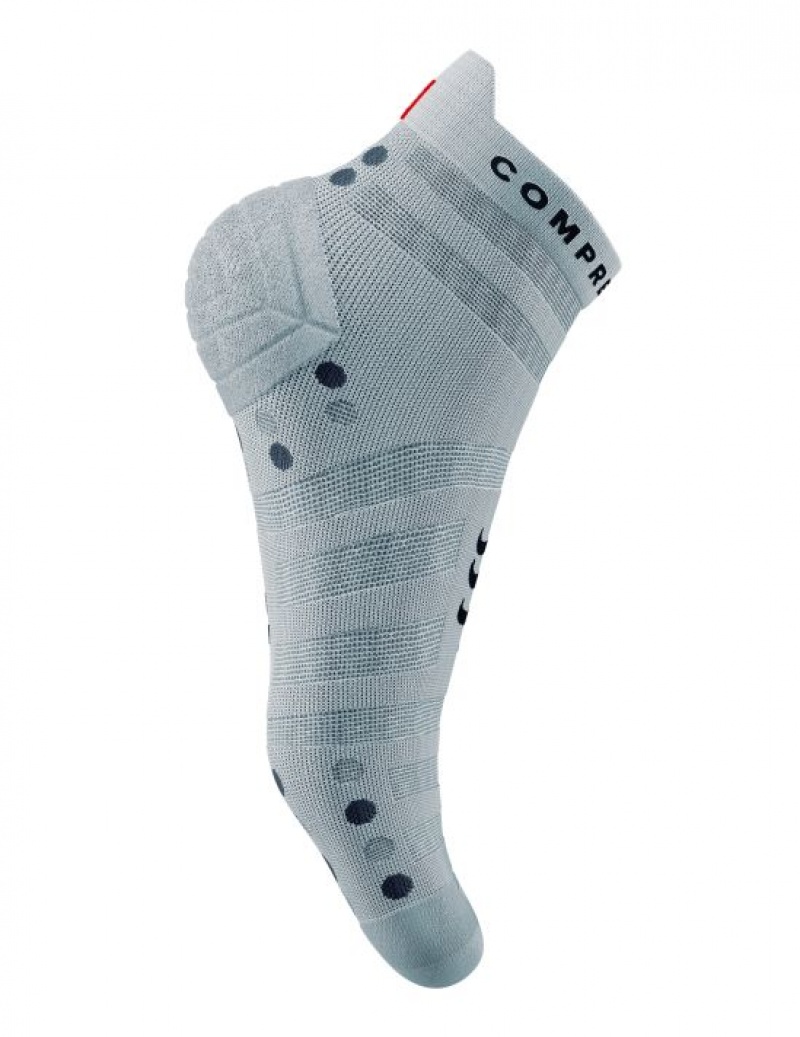 Sosete Alergare Compressport Pro Racing Socks v4.0 Ultralight Run Low Barbati Albi | 764190-KAG