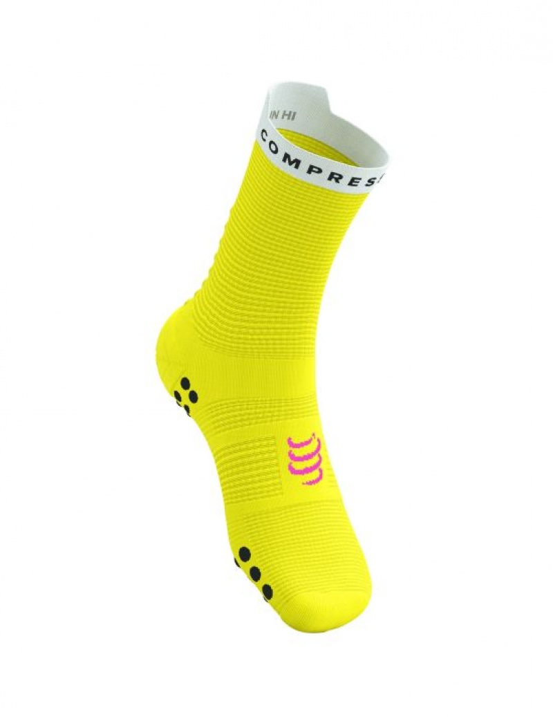 Sosete Alergare Compressport Pro Racing Socks v4.0 Run High Barbati Galbeni Albi | 728496-KLG