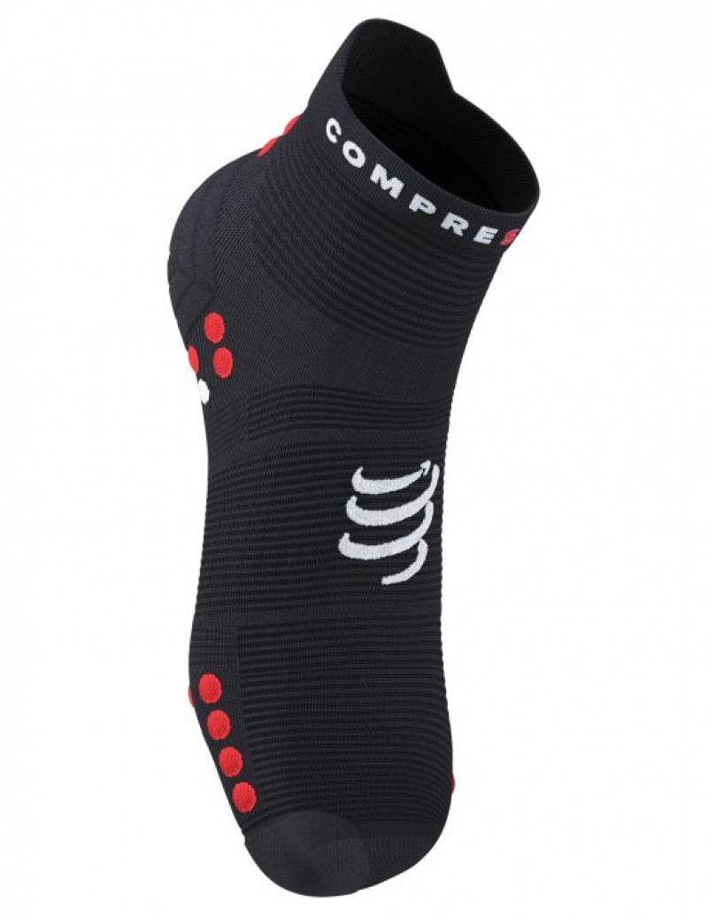 Sosete Alergare Compressport Pro Racing Socks v4.0 Run Low Barbati Negrii Rosii | 954271-UHR