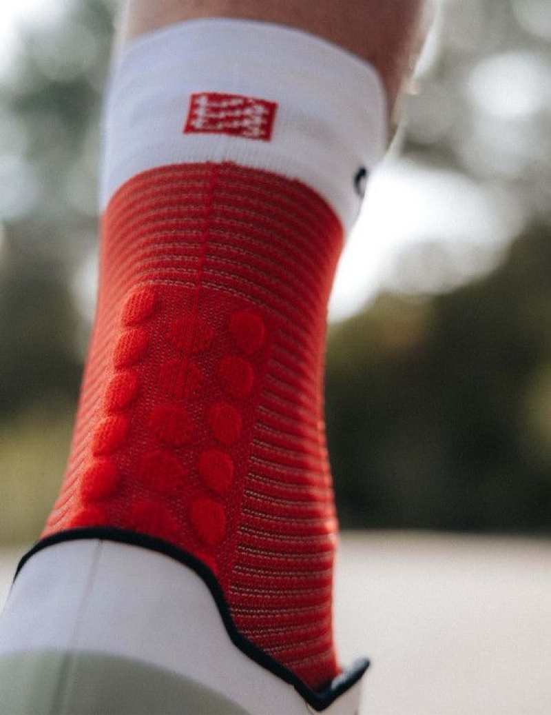 Sosete Alergare Compressport Pro Racing Socks v4.0 Run High Barbati Rosii Albi | 938265-KAI