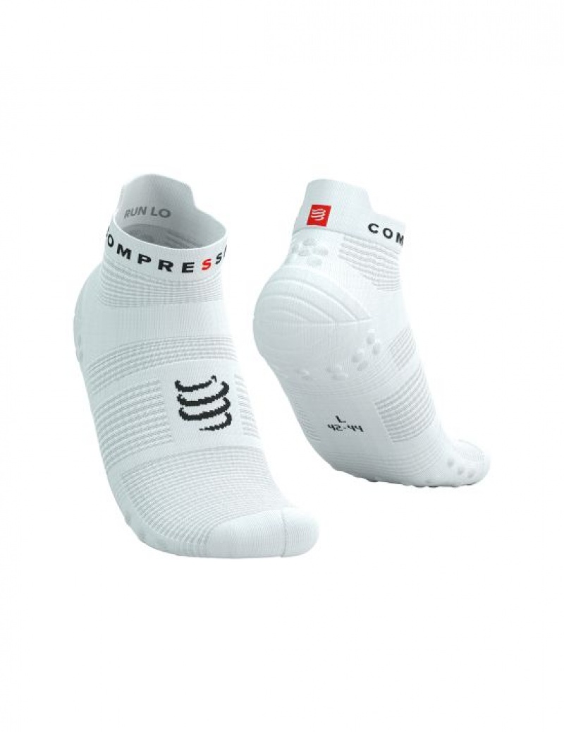 Sosete Alergare Compressport Pro Racing Socks v4.0 Run Low Barbati Albi Negrii | 251830-JEZ