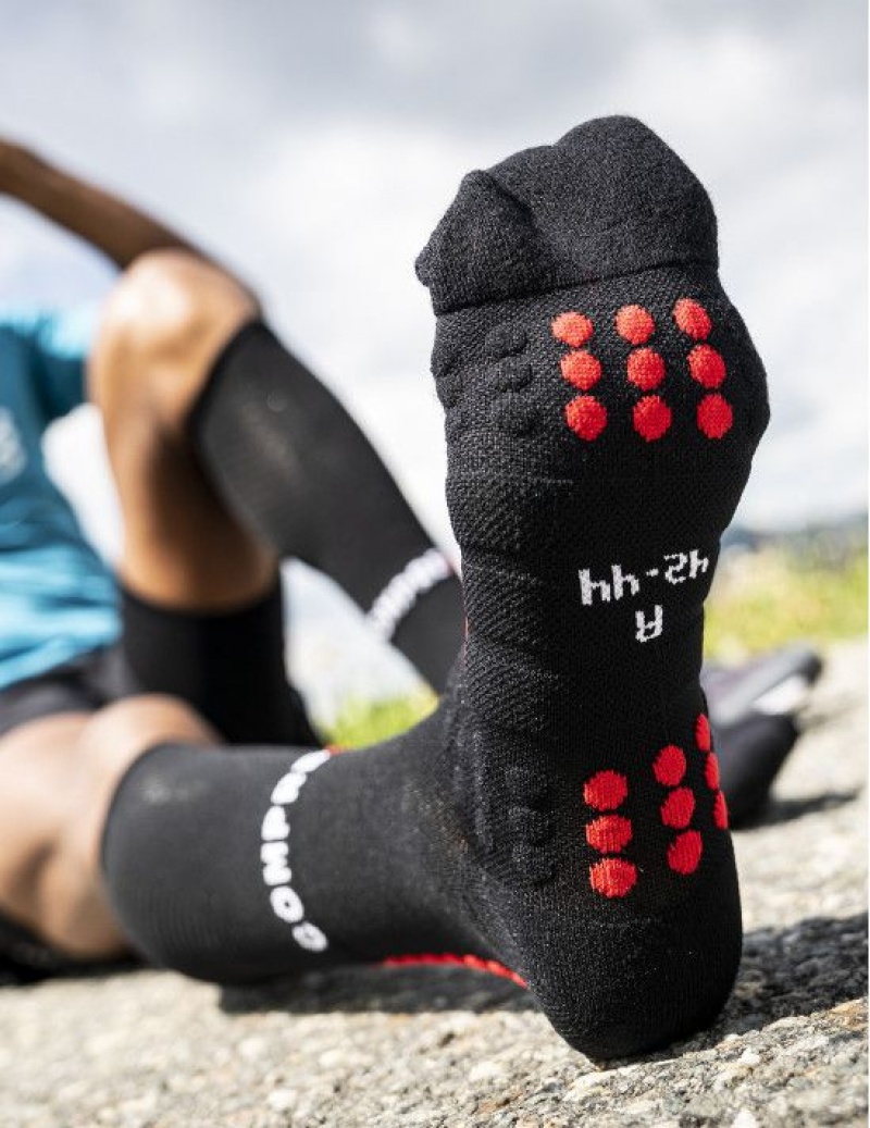 Sosete Compressport Full Socks Iarnă Run Unisex Negrii Rosii | 702438-XOT